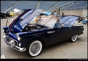 I've never been a huge fan of Thunderbirds, but I AM in general a huge fan of cobalt blue roadsters.  This 1955 roadster is therefore a very pretty quandary.